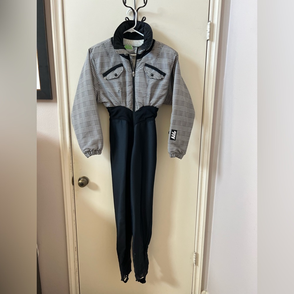 NILS Vintage One-piece Stirrup Stretch Pants Snow Ski Suit.  Size Woman’s 8.